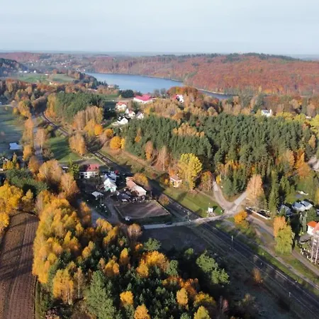 Pod Skarpa Z Balia Wiezyca Apartment Szymbark (Pomerania)