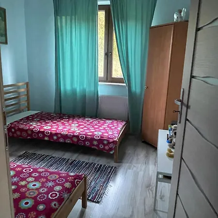 Pod Skarpa Z Balia Wiezyca Apartment Szymbark (Pomerania)