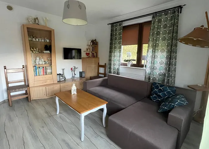 Pod Skarpa Z Balia Wiezyca Apartmán Szymbark (Pomerania)