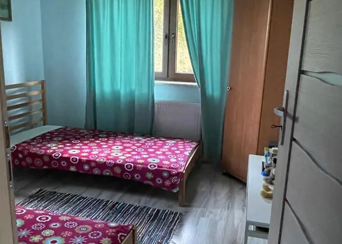 Pod Skarpa Z Balia Wiezyca Apartmán Szymbark (Pomerania)